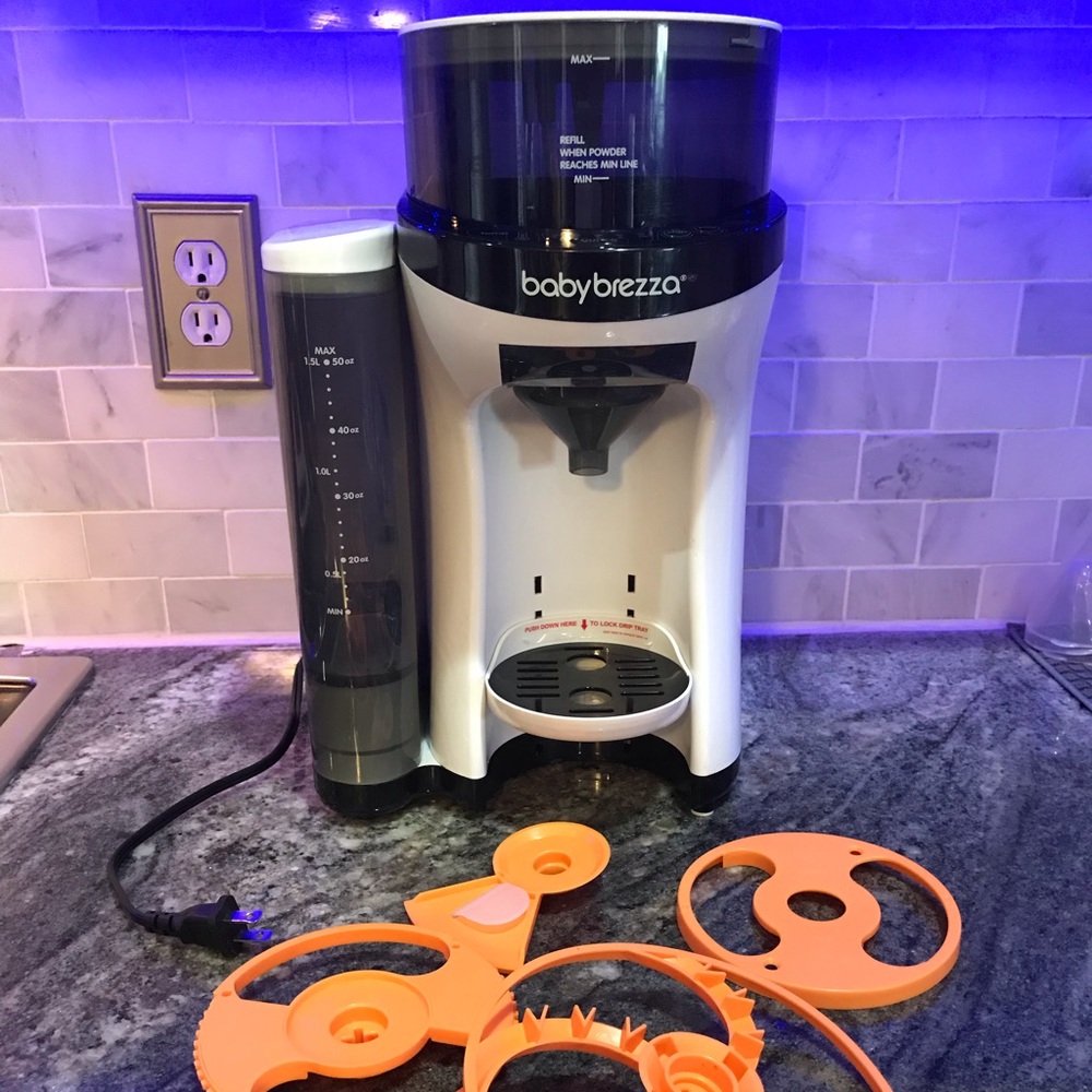 Baby Brezza Formula Pro